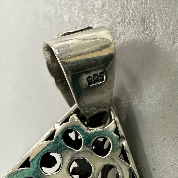 Sterling pearl pendant - Picture 4 of 5